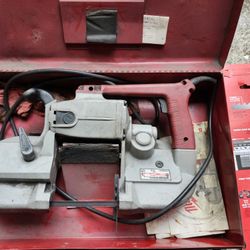 Milwaukee Heavy Duty Deep Cut Portable Band Saw