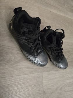 Youth Football Cleats 2.5 Under Armour