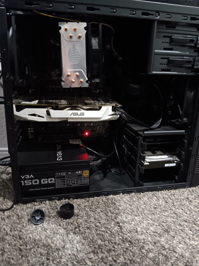 Gaming PC SELF BUILT