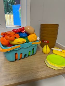 Cutting Food & Color Sorting Play Set