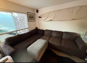 Free couch come and get it
