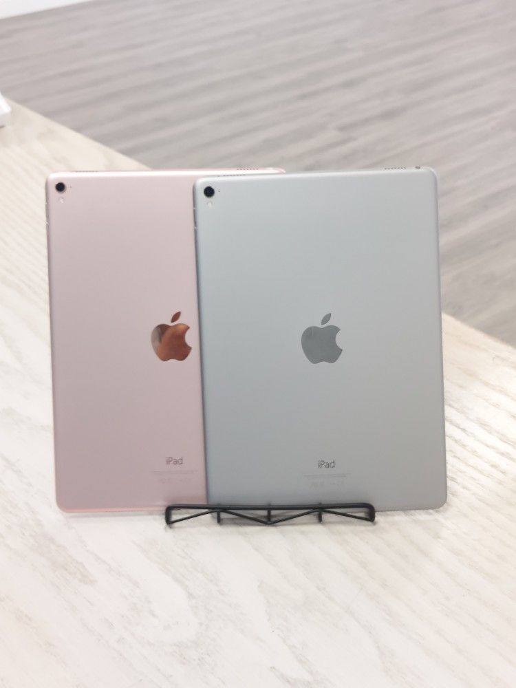 Apple IPad 6rh Gen Tablet Cellular 32GB - 5 Dollars Down No Credit Needed!