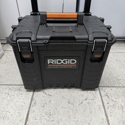 RIDGID — Pro Gear System Gen 2.0 Stackable 25 in All Terrain Rolling Tool Box with 9 in. Wheels