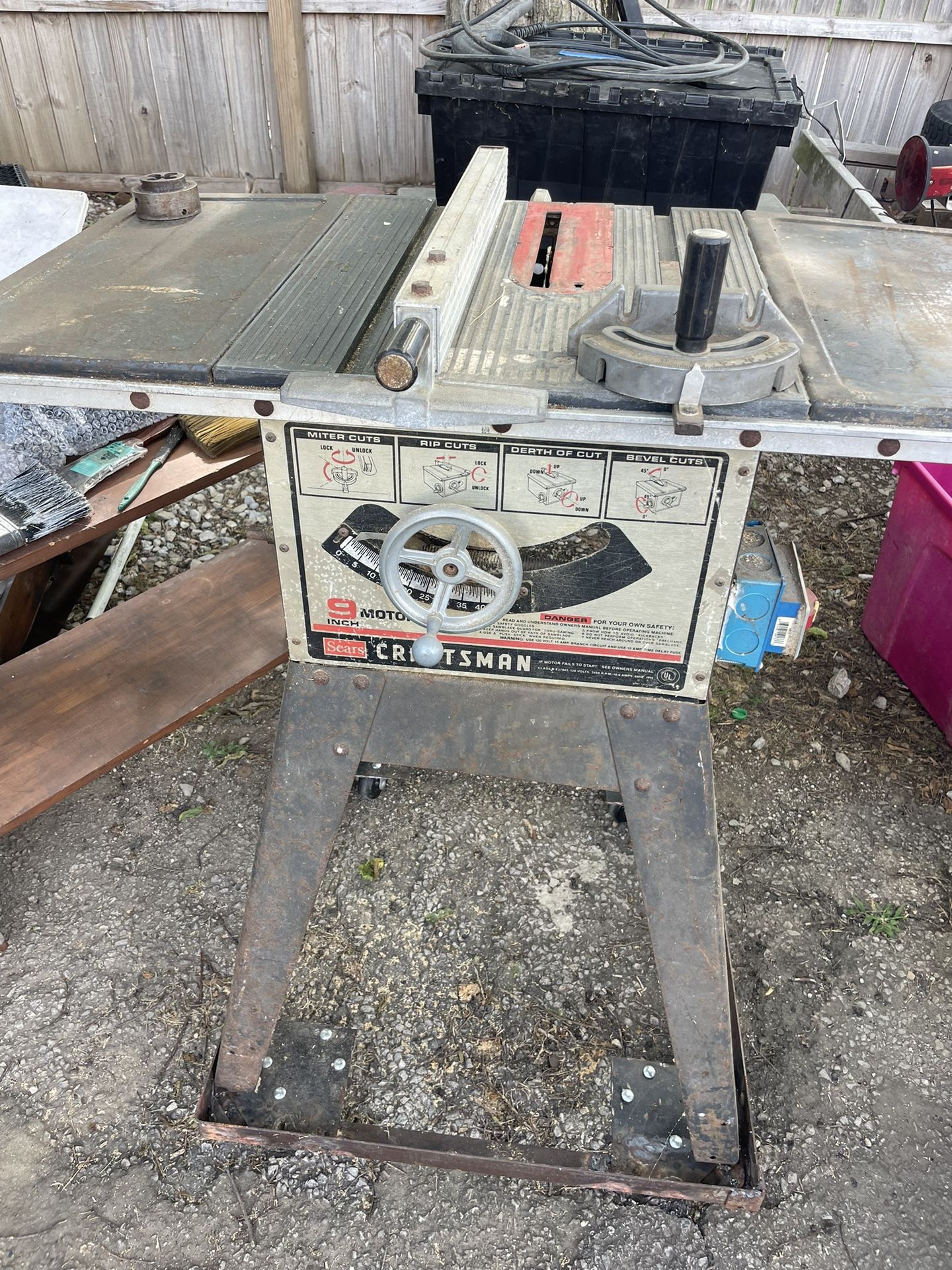 Table saw Craftsman