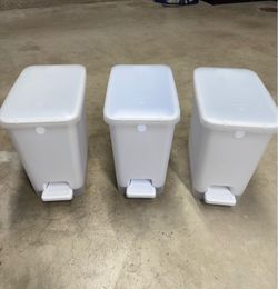 Trash cans - 3 matching white, pedal open, removable liner
