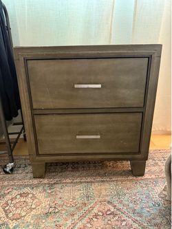 Wood nightstands (x2)