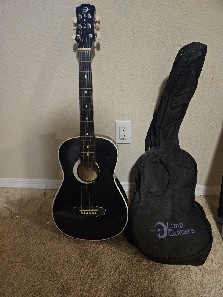 Luna Kids Guitar