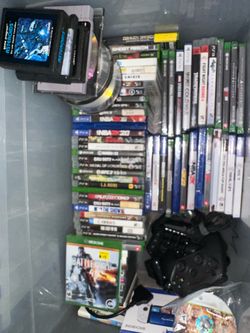 Bundle of video  games with  ps3 console