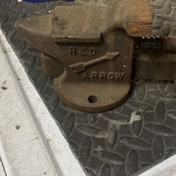 Small Vis Its Brown No Rusted 