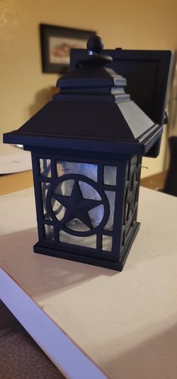Star porch light 