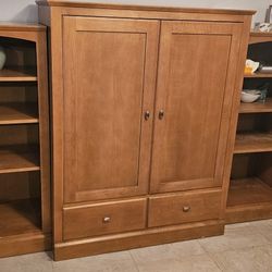 Ethan Allen Elements Collection Maple Wood