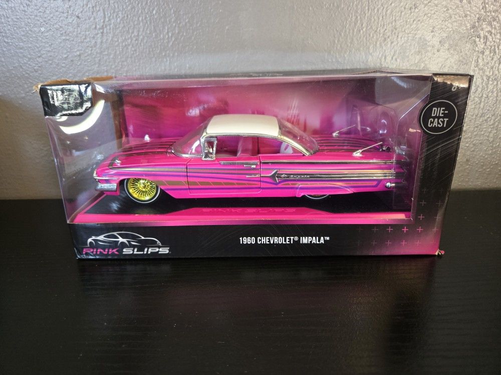 Die-cast Car (Pink Slips)
