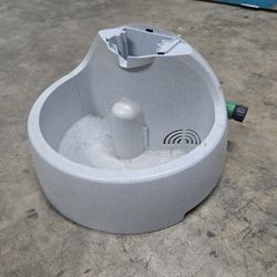 Petsafe Drinkwell outdoor automatic garden hose water dog bowl