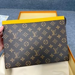 Louis Vuitton Voyage Bag 