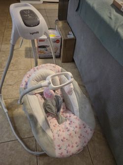 Baby Swing - Like New- Electric With Sound