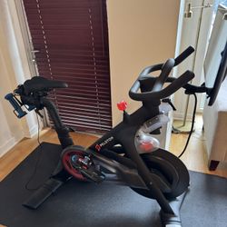 Peloton Bike (PL-01) 