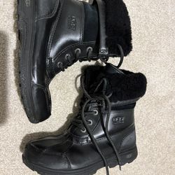 UGG Butte II Waterproof Winter Snow Boot, Big Kids Size 3