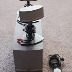 Bose Companion 5 Multimedia Speaker System – Graphite/Silver 