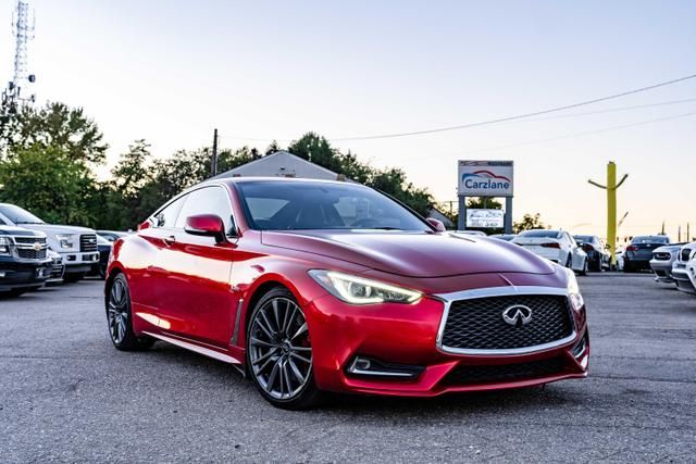 2017 INFINITI Q60