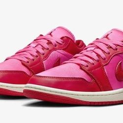 Air Jordan 1 Low SE WMNS Pink Blast Size 7 