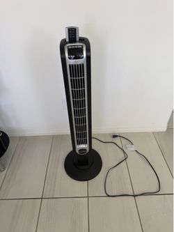 Lasco speed remote controled  oscillating tower fan