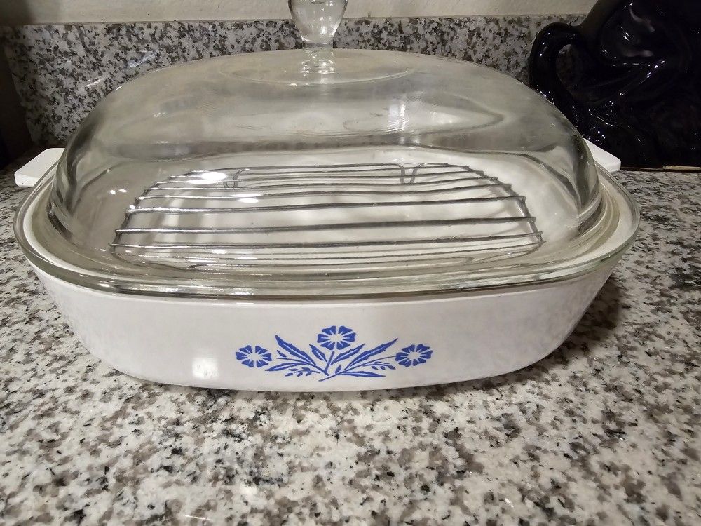 Vintage Corning Ware Cornflower 11 Inch Casserole Dish 