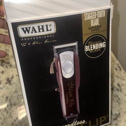 Wahl Magic Cord/cordless Clipper