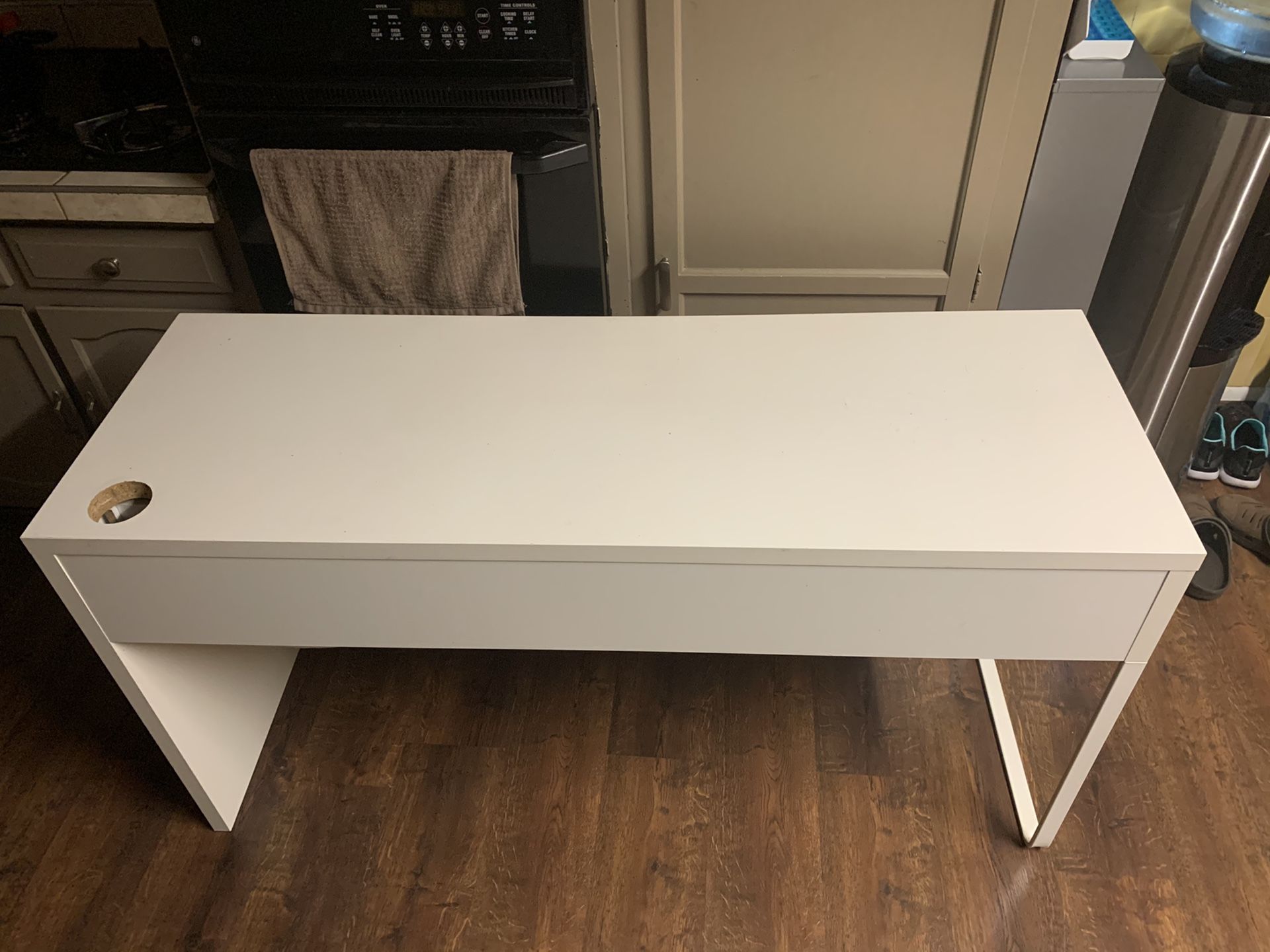 Computer table/console table