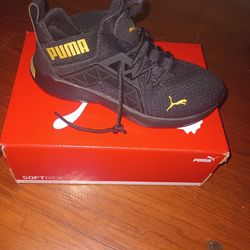Puma Sneakers!!!!!!!!!! 