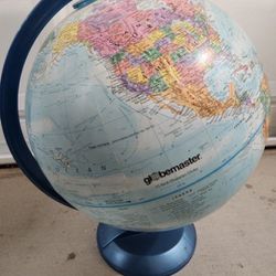 Good Condition Vintage GlobeMaster 12” Diameter Globe Plastic Base World