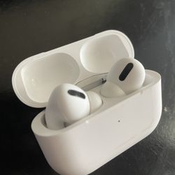 wireless earbuds
