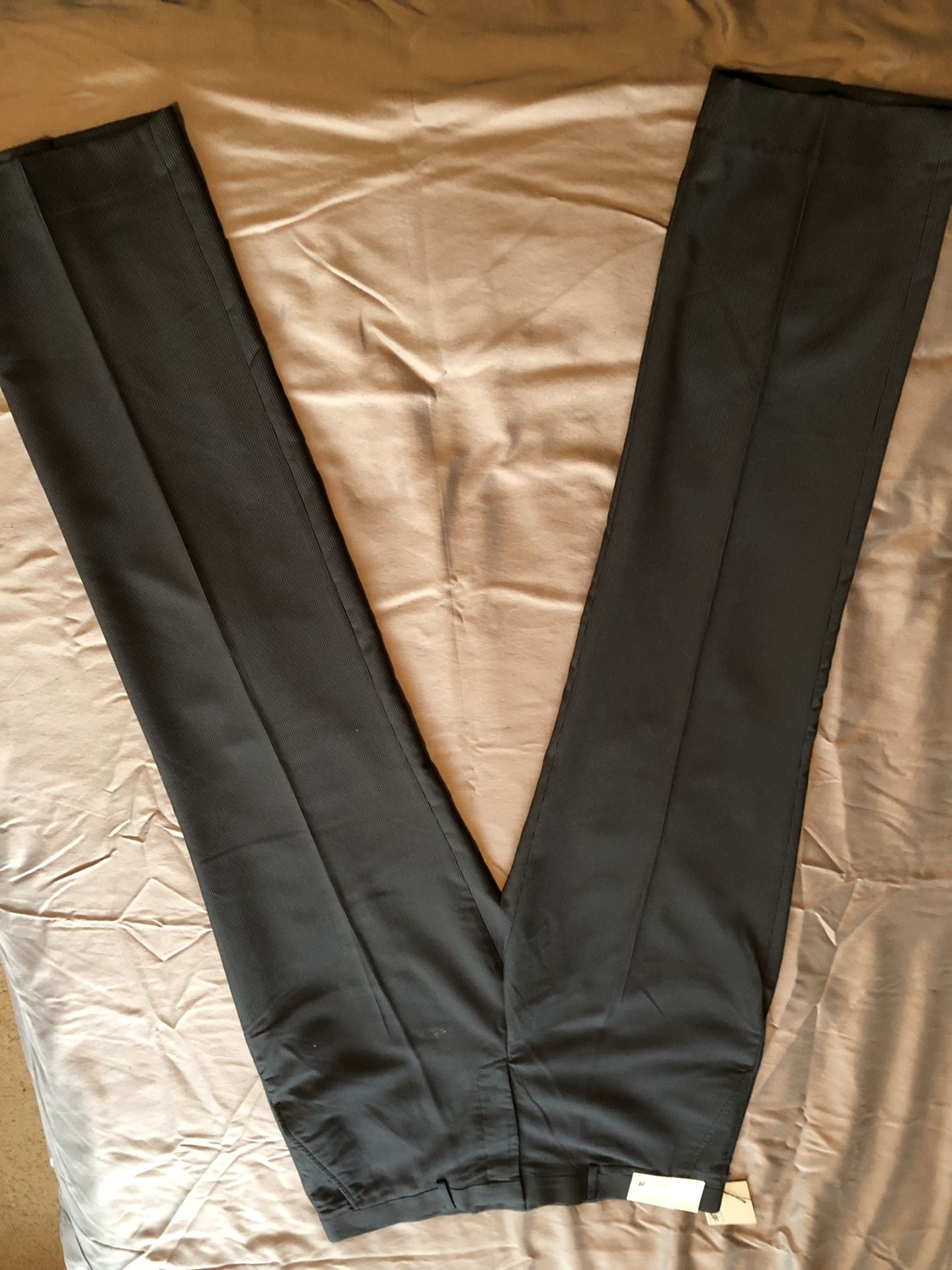 Men’s Dress Pants; 36x34, J Ferrar