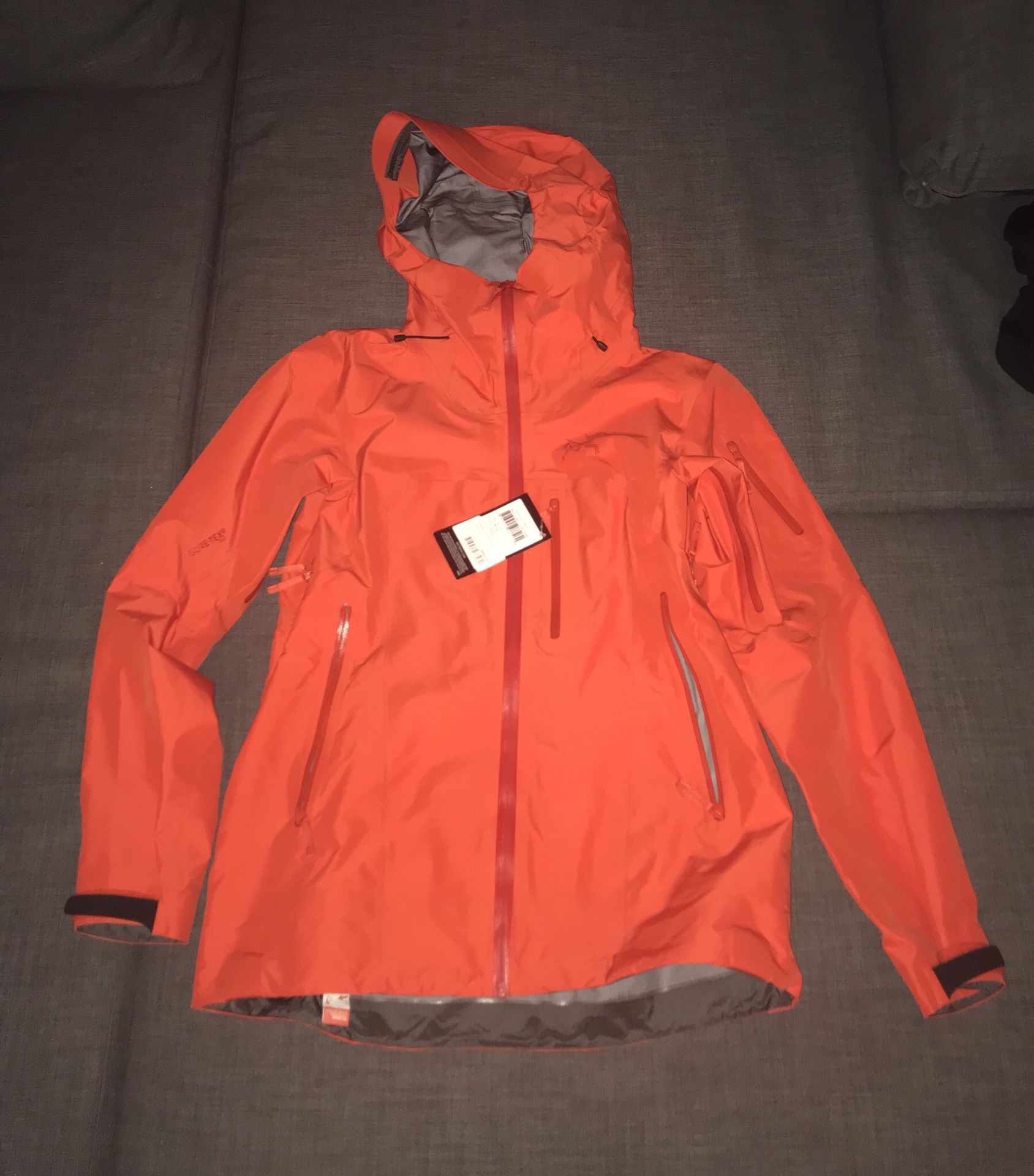 Arc'teryx Shashka Jacket Womens Medium M NEW
