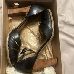 Women’s Black Fisherman Heels Size 9
