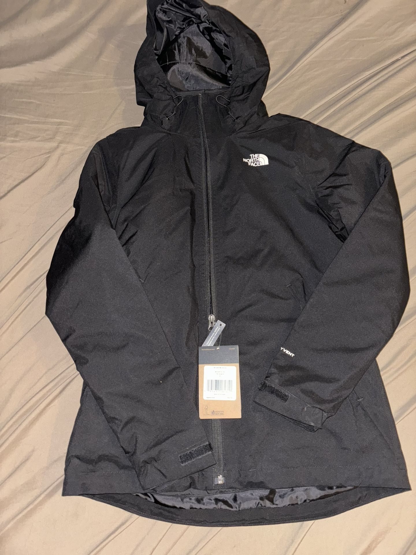 Women’s North Face Jacket, Brand, New Size Small