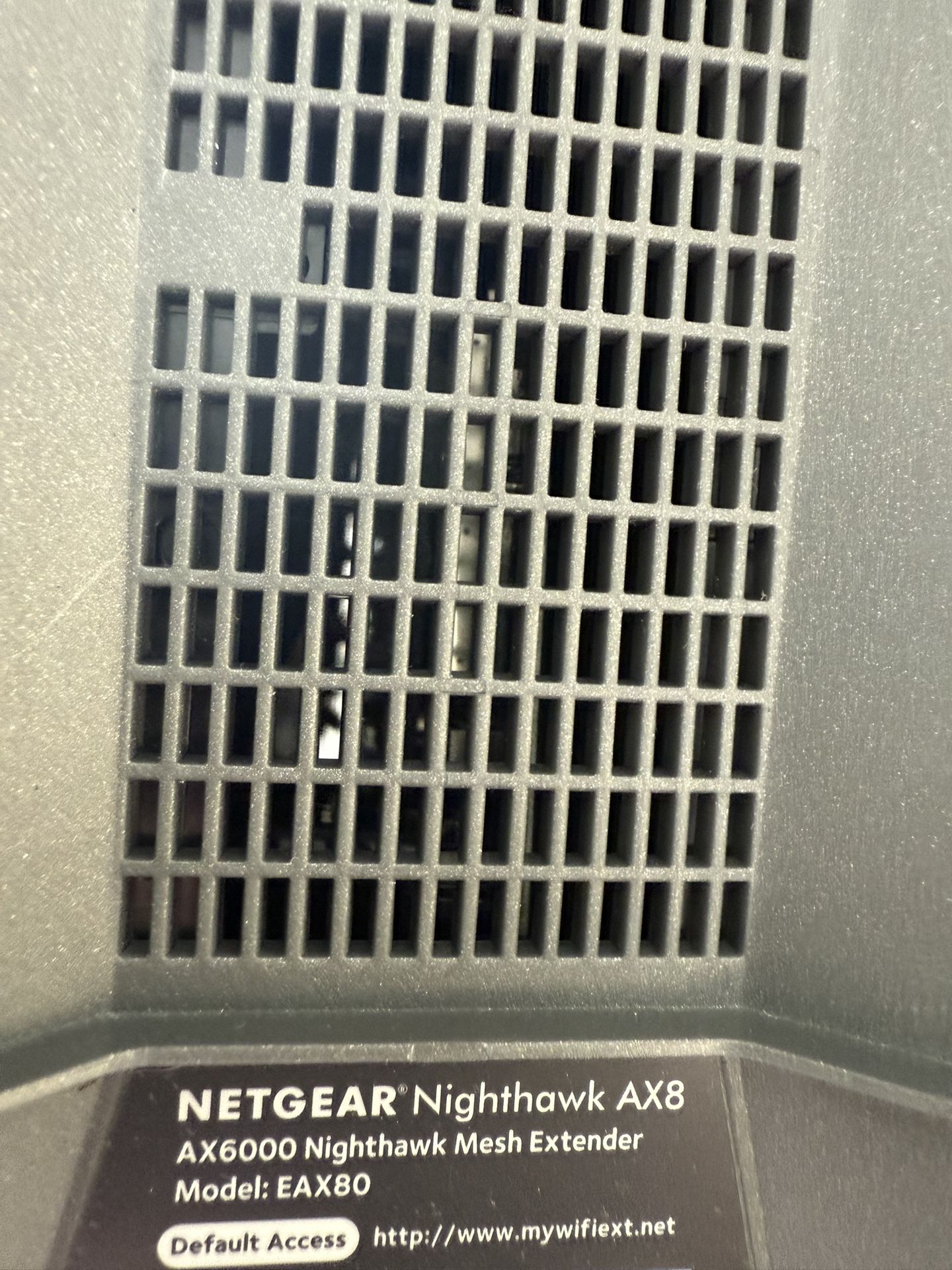 NETGEAR NGHTHAWLK AX8