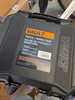 Pelican Vault V100 pistol case