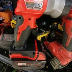 Milwaukee Flashlight