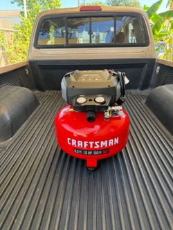 NEW CRAFTSMAN 6-Gallon Portable Electric 150 PSI Pancake Air Compressor **Missing Handle**