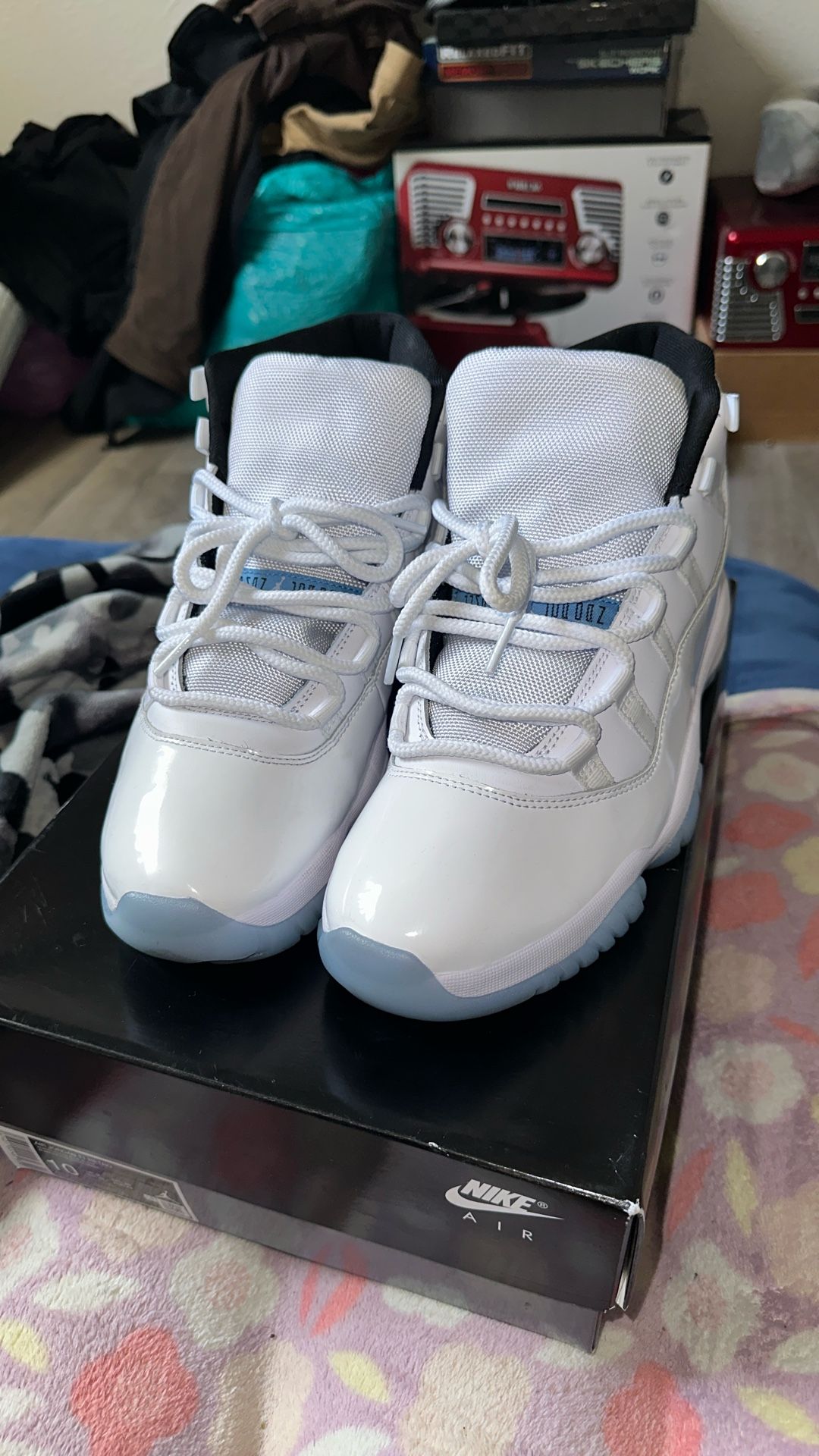 Jordan 11 (Legend Blue)