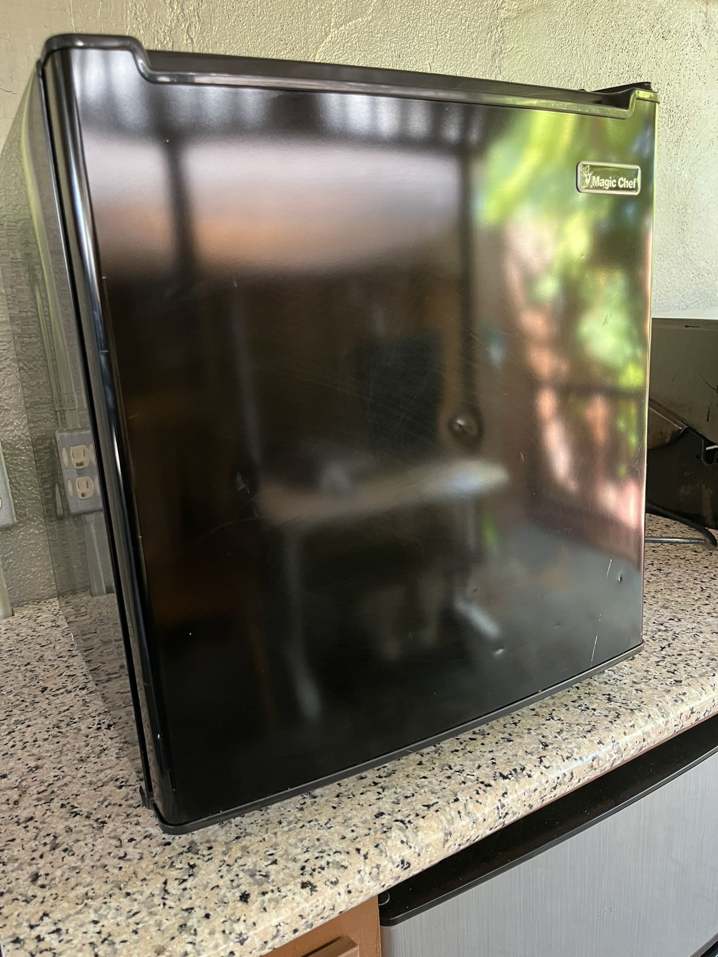Magic Chef Mini Fridge