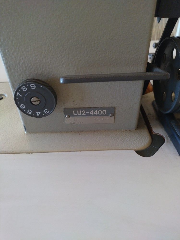 Mitsubishi lu2 4400