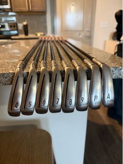 TaylorMade Stealth Irons