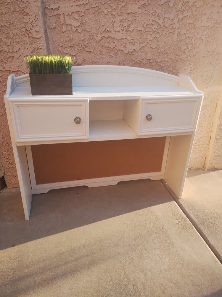 Desk Top Hutch - $20.00