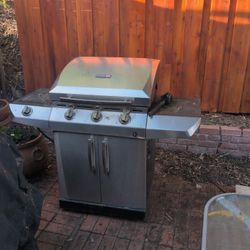 Char Broil Performance 