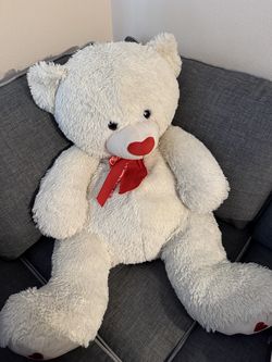 Giant stuffed teddy bear