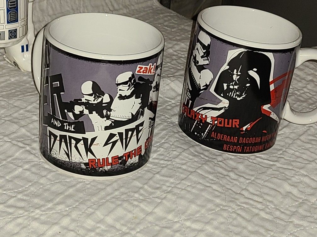 STAR WARS themed Mugs R2D2 And DARTH VADER pair