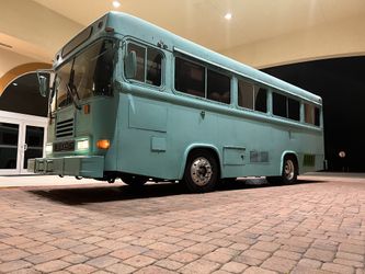 Bluebird Shorty 25 City Commuter Bus 