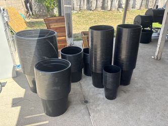 Sturdy Plastic Pots