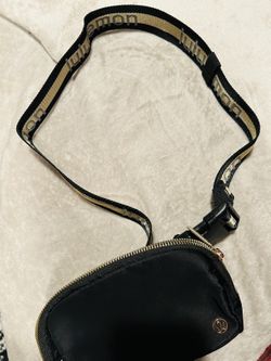 LULULEMON BAG (Brand New)
